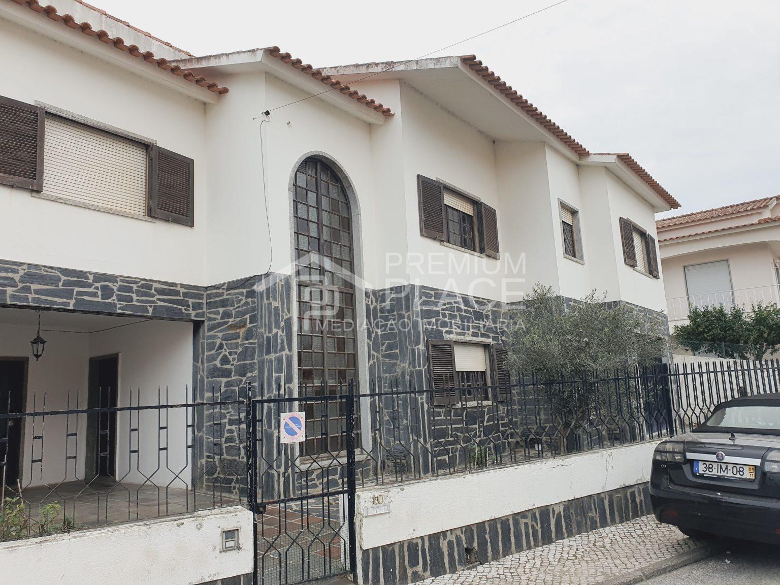 Moradia T5 - zona centro de Torres Vedras