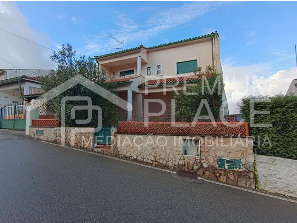 Captura de ecrã 2025-09-01 182220