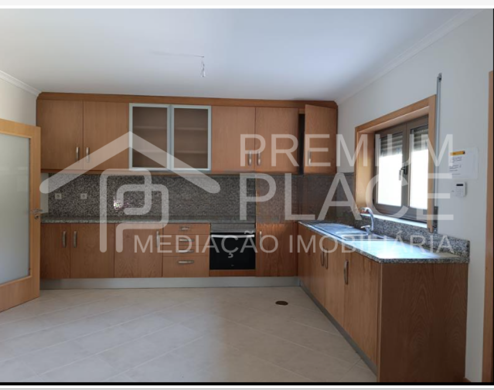 Captura de ecrã 2025-09-01 183118_cleanup