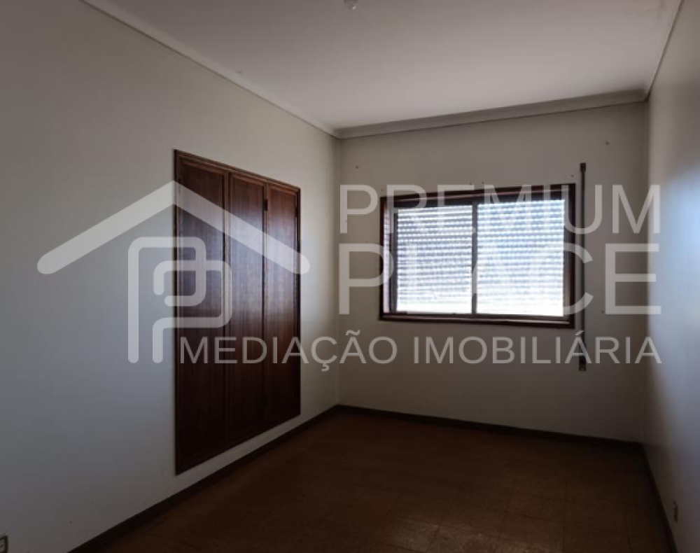 Captura de ecrã 2025-09-01 183858_cleanup