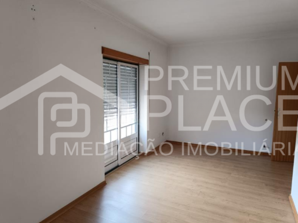 Captura de ecrã 2025-10-06 155004_cleanup