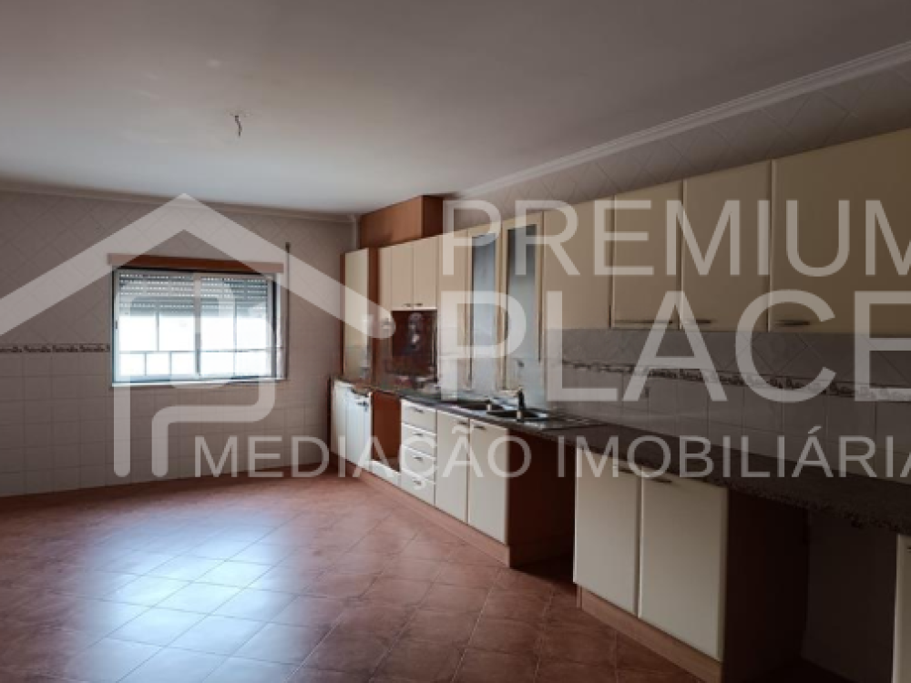 Captura de ecrã 2025-10-06 155048_cleanup