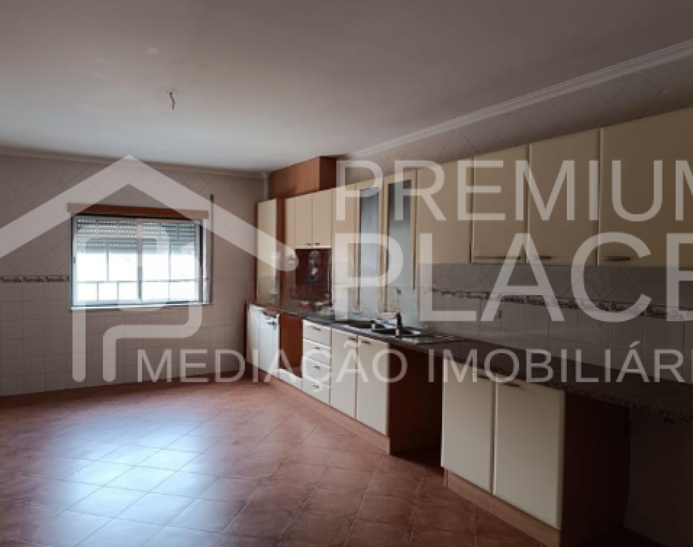 Captura de ecrã 2025-10-06 155048_cleanup