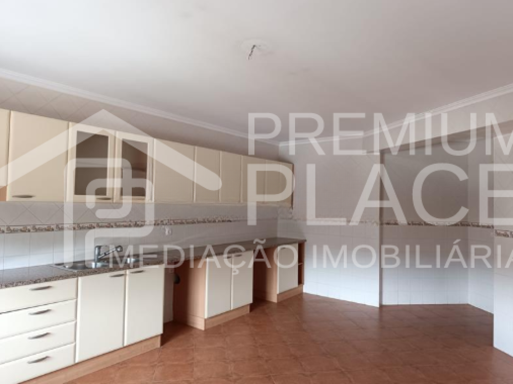 Captura de ecrã 2025-10-06 155058_cleanup