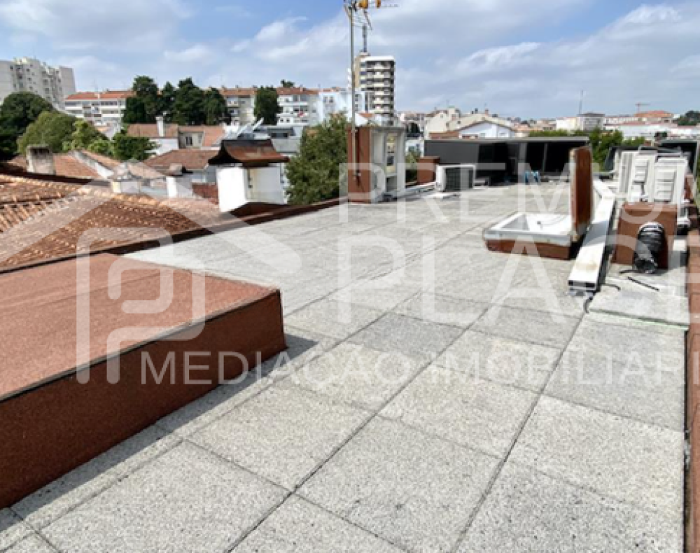 Captura de ecrã 2025-10-06 161436_cleanup