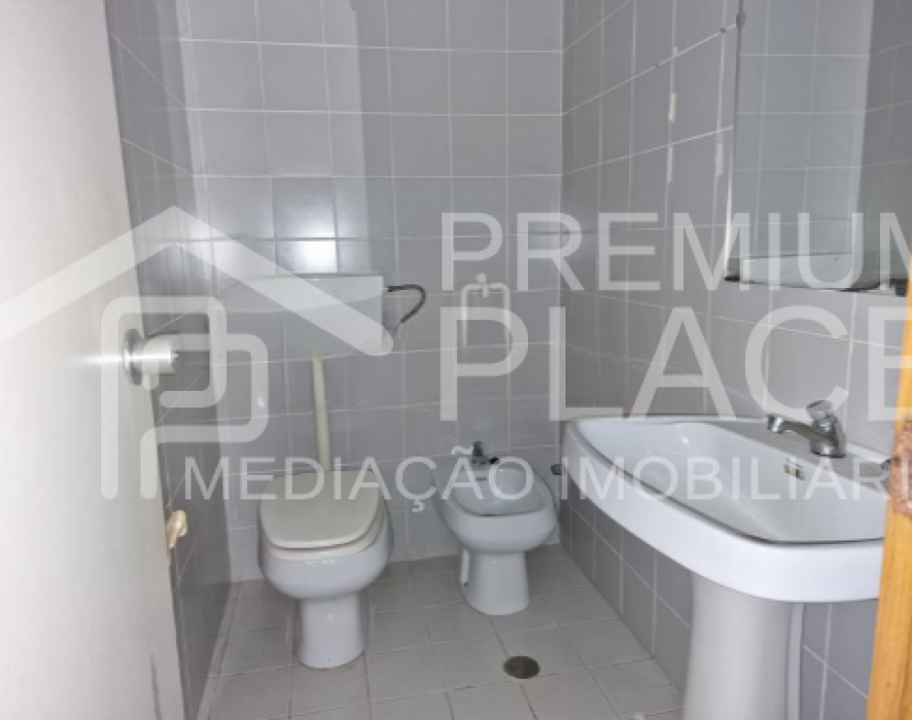 Captura de ecrã 2025-10-06 164241_cleanup