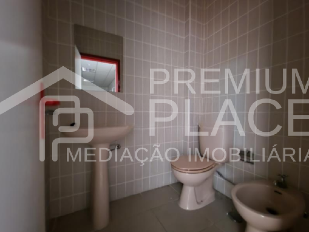 Captura de ecrã 2025-10-06 181240_cleanup