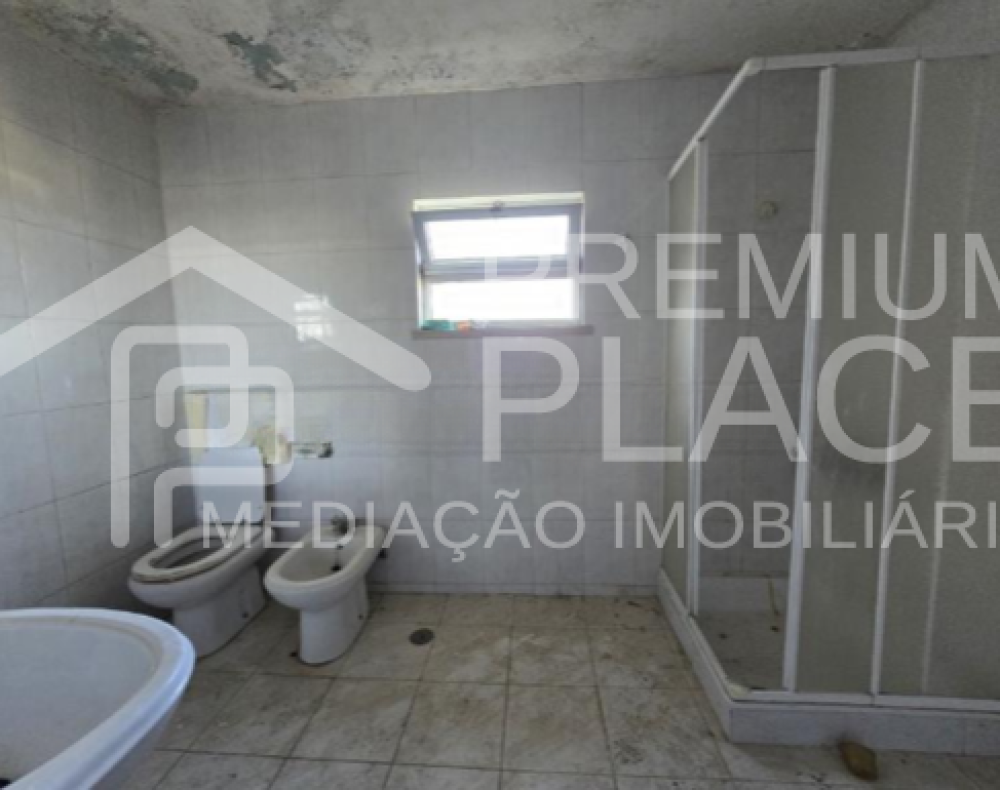 Captura de ecrã 2025-10-06 182327_cleanup