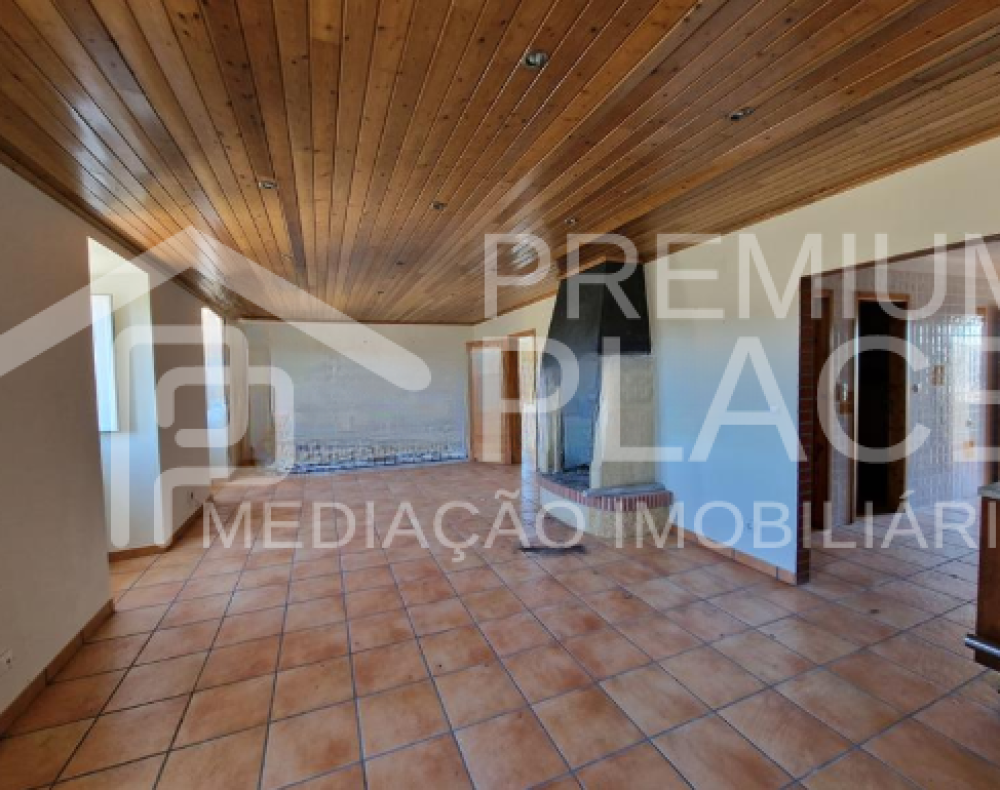 Captura de ecrã 2025-10-07 115744_cleanup