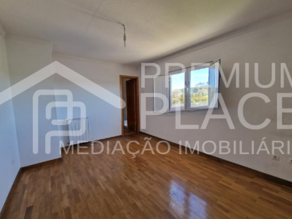 Captura de ecrã 2025-10-07 115912_cleanup