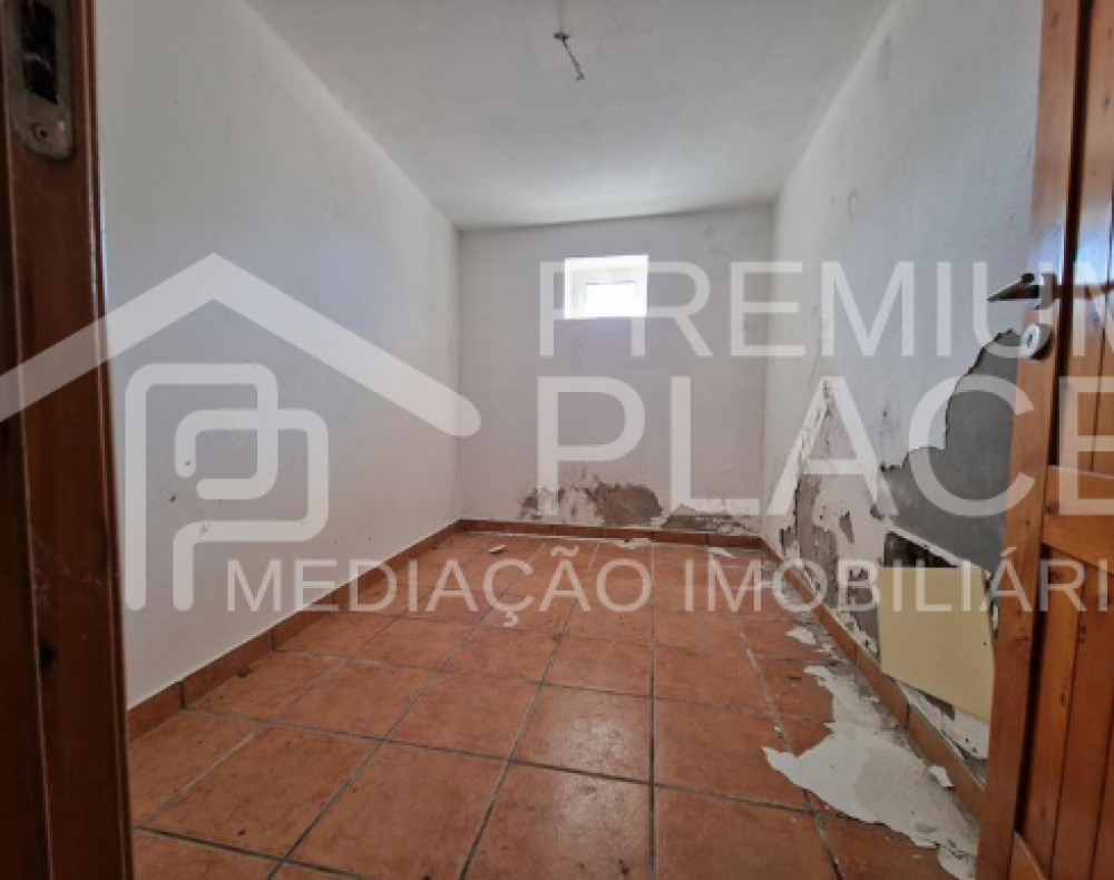 Captura de ecrã 2025-10-07 115959_cleanup