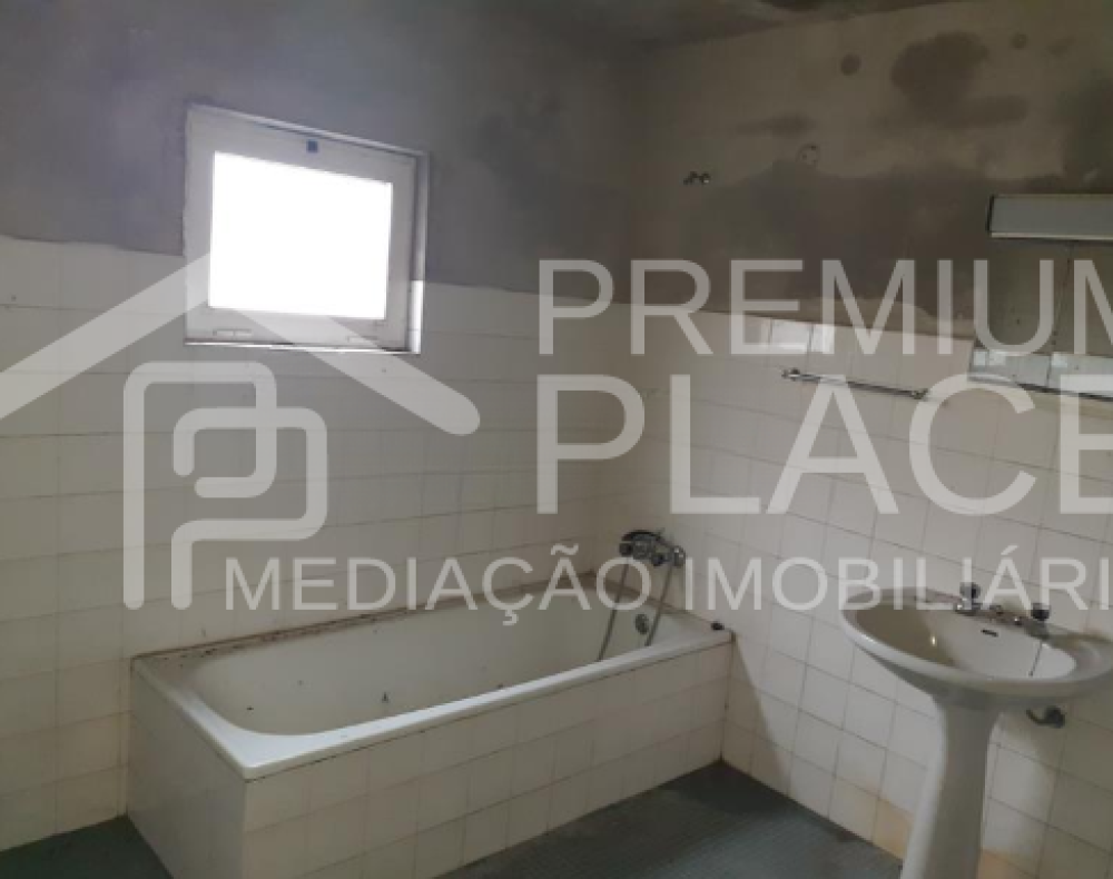 Captura de ecrã 2025-10-07 120242_cleanup