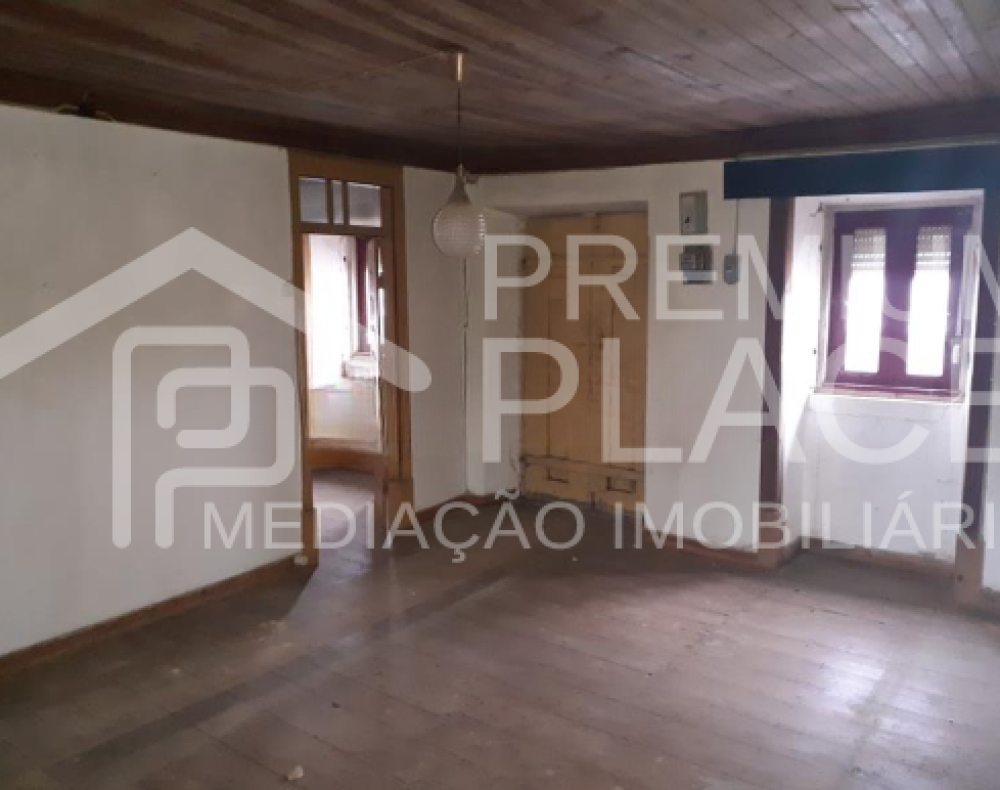 Captura de ecrã 2025-10-07 120300_cleanup