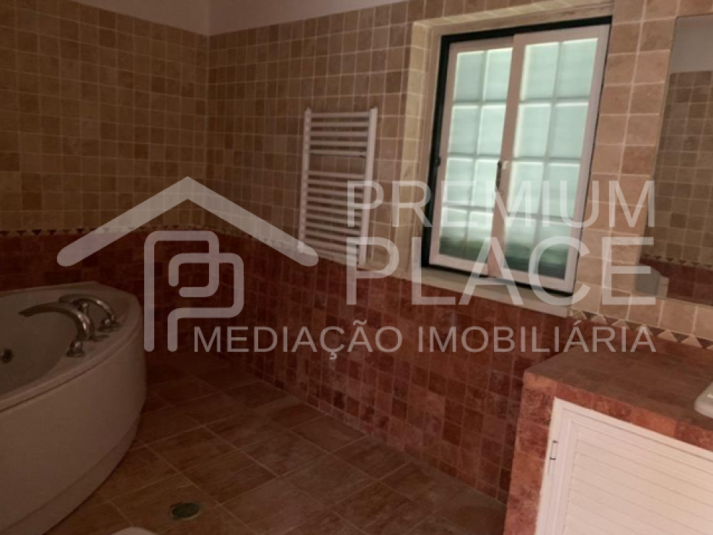 Captura de ecrã 2025-10-09 115008_cleanup