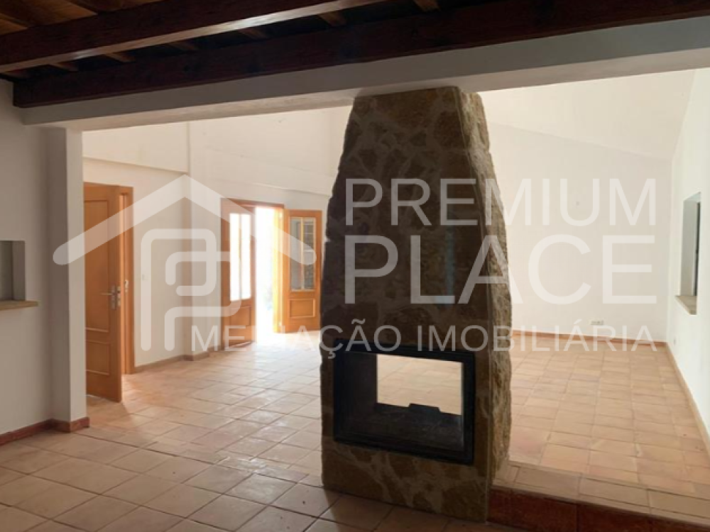 Captura de ecrã 2025-10-09 115105_cleanup