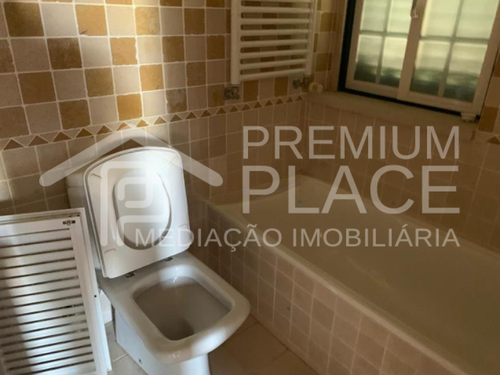 Captura de ecrã 2025-10-09 115203_cleanup