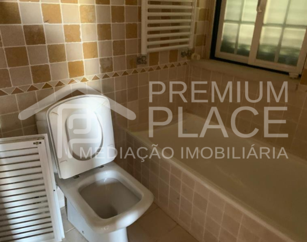 Captura de ecrã 2025-10-09 115203_cleanup