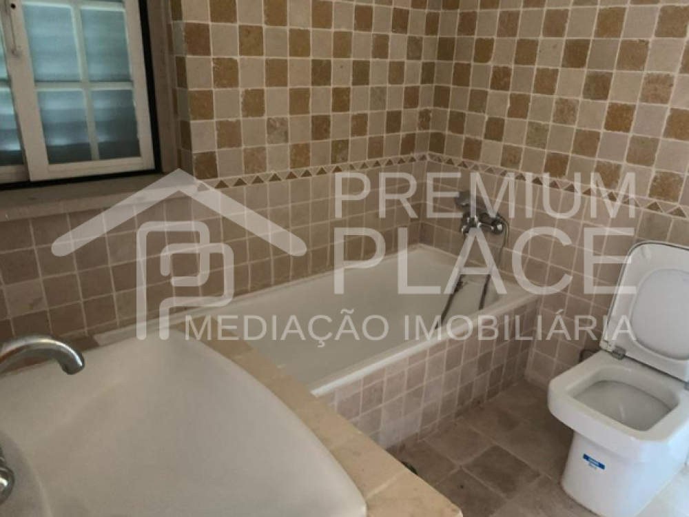 Captura de ecrã 2025-10-09 115216_cleanup