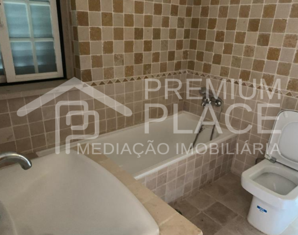 Captura de ecrã 2025-10-09 115216_cleanup