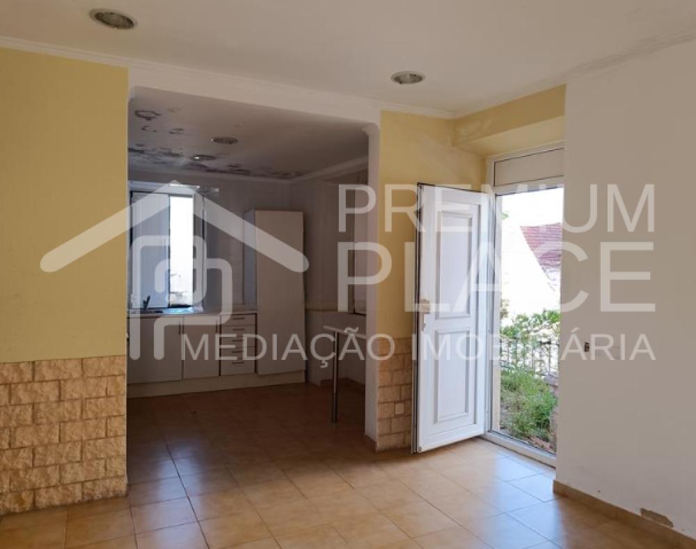 Captura de ecrã 2025-10-09 122339_cleanup