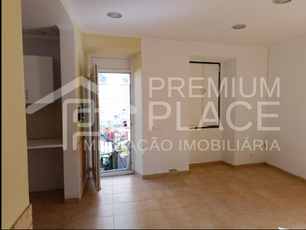 Captura de ecrã 2025-10-09 122403_cleanup