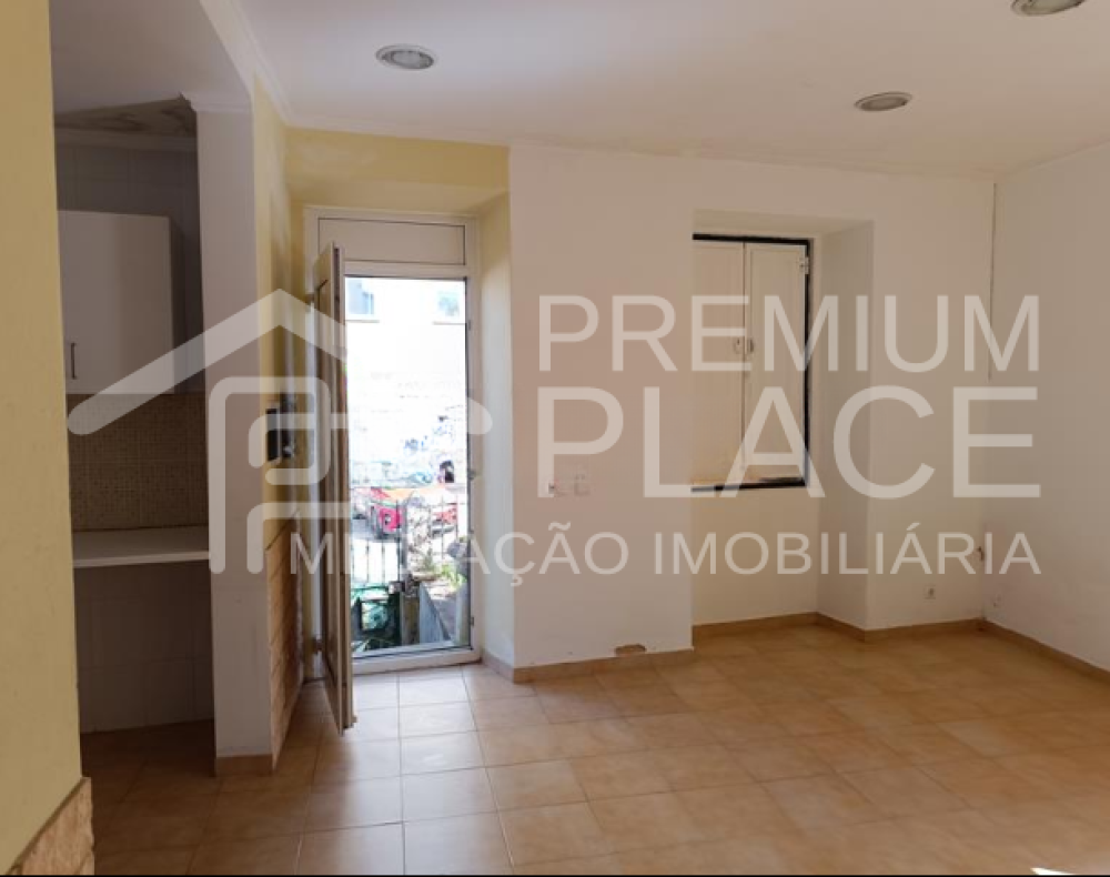 Captura de ecrã 2025-10-09 122403_cleanup