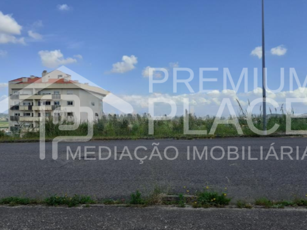 Captura de ecrã 2025-10-09 153659_cleanup