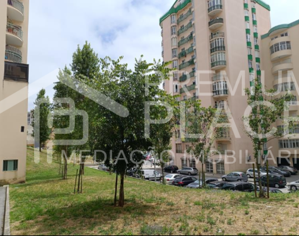 Captura de ecrã 2025-10-09 161834_cleanup