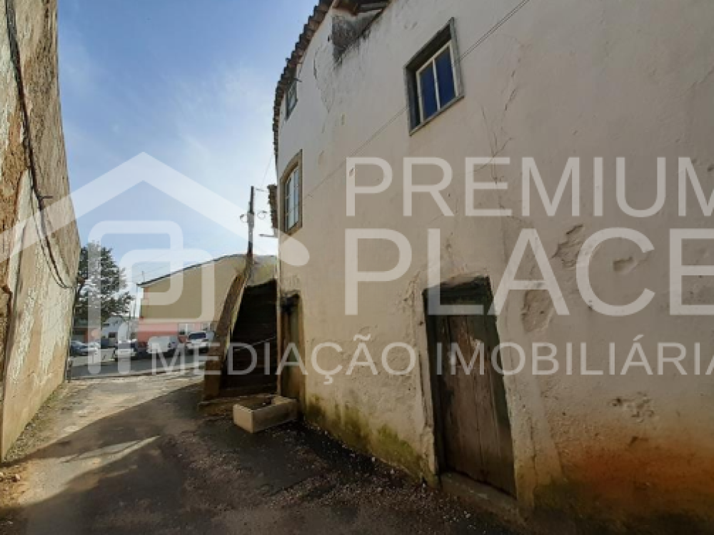 Captura de ecrã 2025-10-09 164948_cleanup