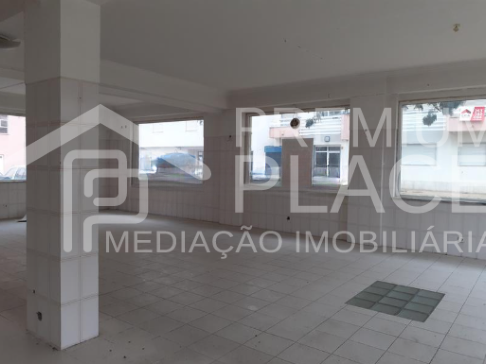 Captura de ecrã 2025-10-09 181906_cleanup