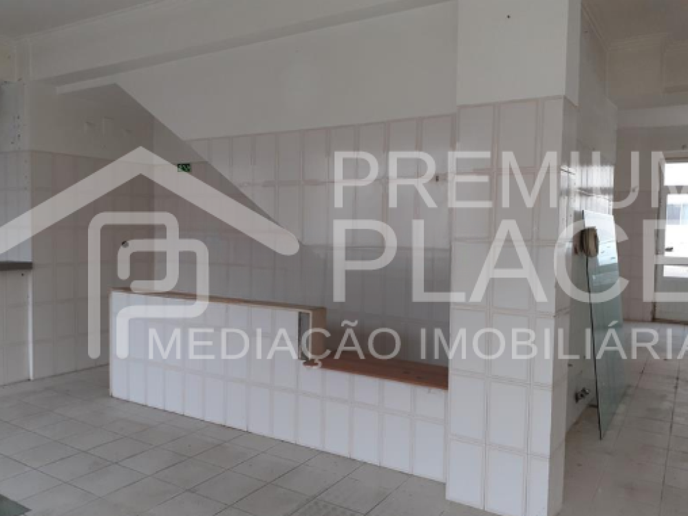 Captura de ecrã 2025-10-09 181959_cleanup