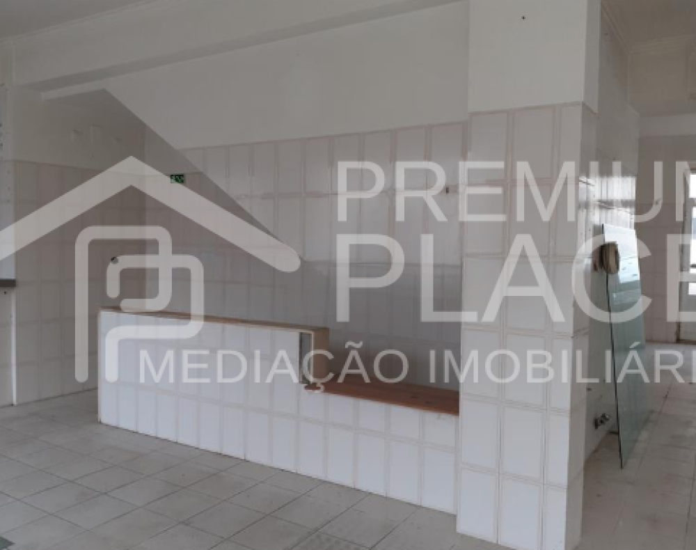 Captura de ecrã 2025-10-09 181959_cleanup