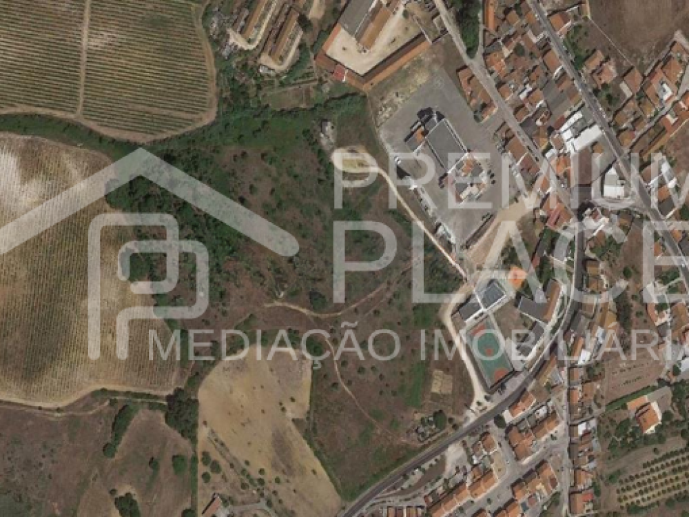 Captura de ecrã 2025-10-09 183617_cleanup