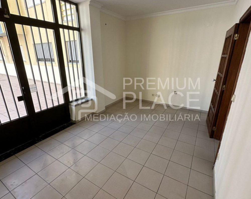 WhatsApp-Image-2024-08-20-at-13.59.34-900x1200