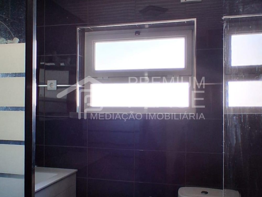 WhatsApp Image 2025-08-28 at 09.33.43 (1)